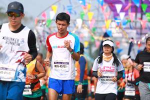 BIB: 45731, 41147, 40505, 45775
                            <button type="button" onclick="openModal(9922565)" class="btn btn-primary btn-sm float-right btn-popup" data-toggle="modal" data-target=".modal-high-quality">
                        <i class="fas fa-shopping-cart"></i> Add to Cart
                    </button>
                                            <button type="button" onclick="isThisMe(9922565, true)" class="btn btn-success btn-sm float-right btn-popup btn-isme hidden" data-toggle="tooltip" data-placement="bottom" title="นี่คือรูปของคุณใช่ไหม คลิกที่นี่เพื่อเอาเข้าอัลบั้ม">
                        <i class="fas fa-plus"></i> Add to album
                    </button>
                    <button type="button" onclick="isThisMe(9922565, false)" class="btn btn-warning btn-sm float-right btn-popup btn-isnotme hidden">
                        <i class="fas fa-ban"></i> Remove from album
                    </button>